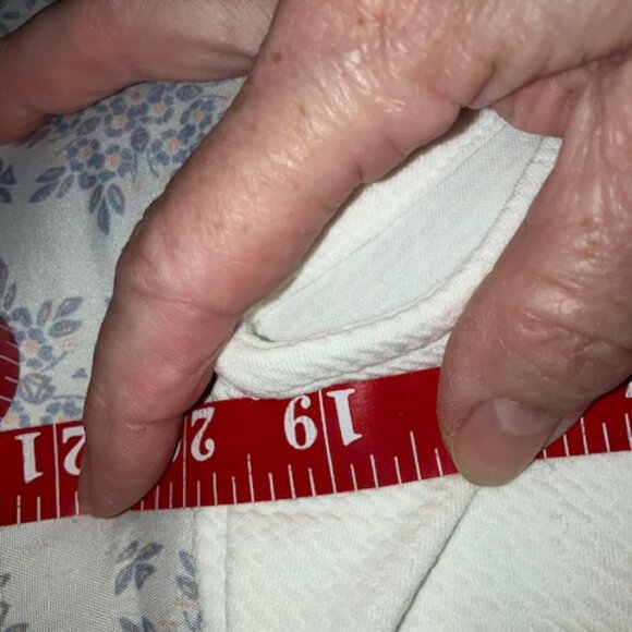 Nice  Maya Brooke White 2 pc dress with  matching jacket - Picture 9 of 11